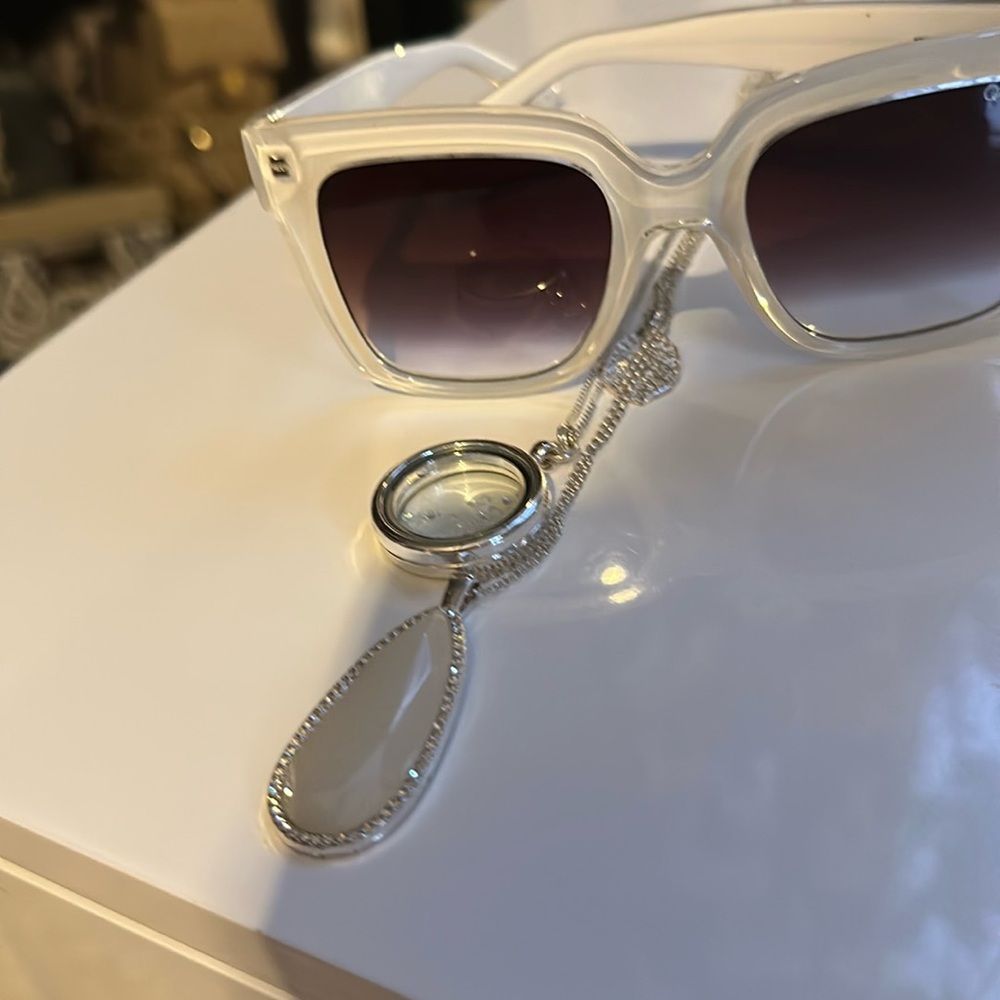 Quay Elegant White Sunglasses with Silver Accents